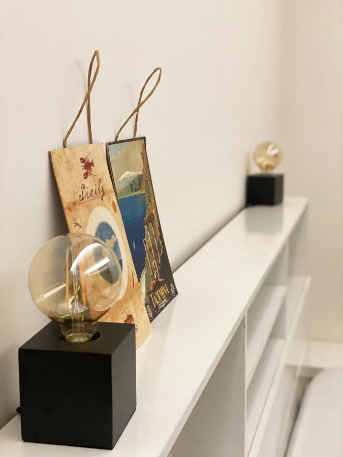 Emanuele Domus Apartment Катания Экстерьер фото